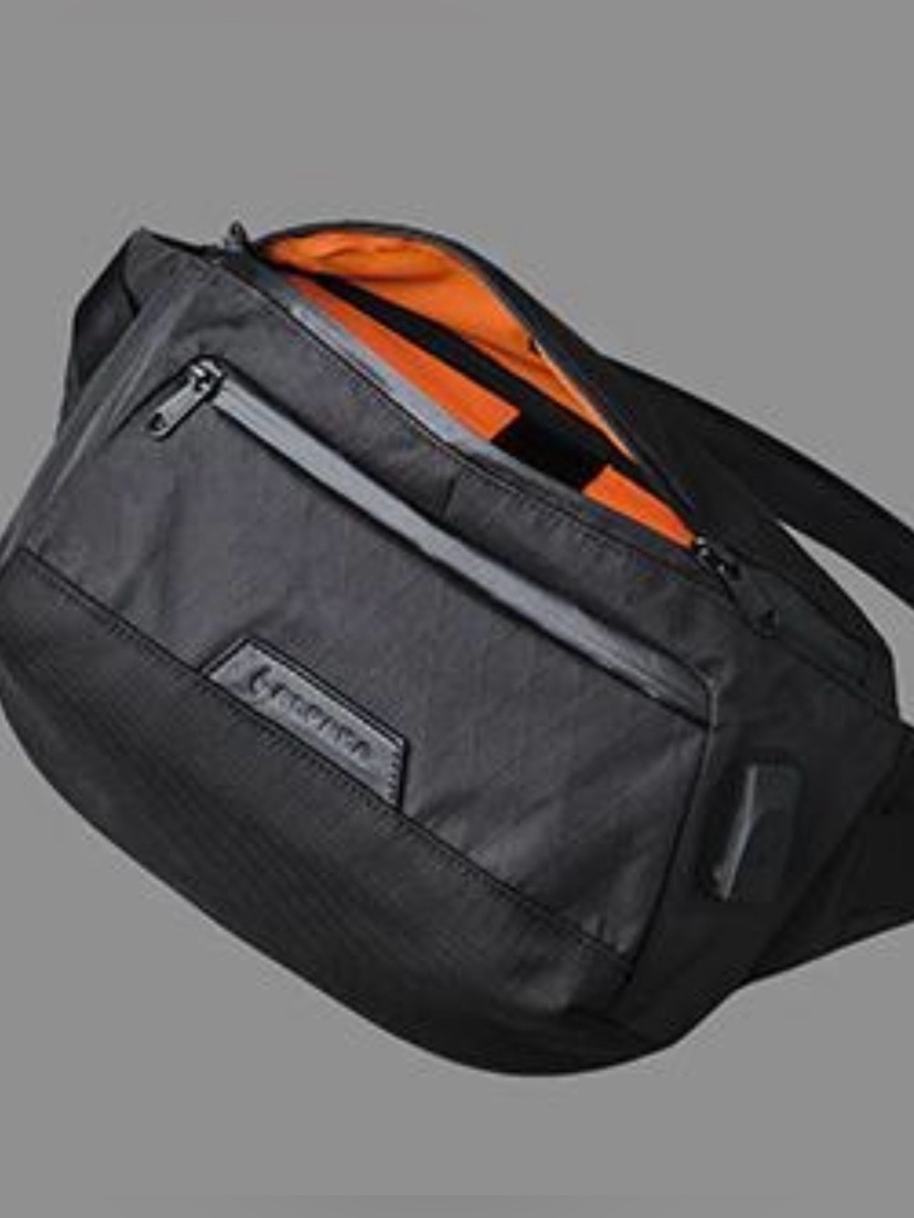 ALPAKA Bravo Sling Max Black X-Pac Crossbody Messenger Laptop Bag USB-C EDC NWOT